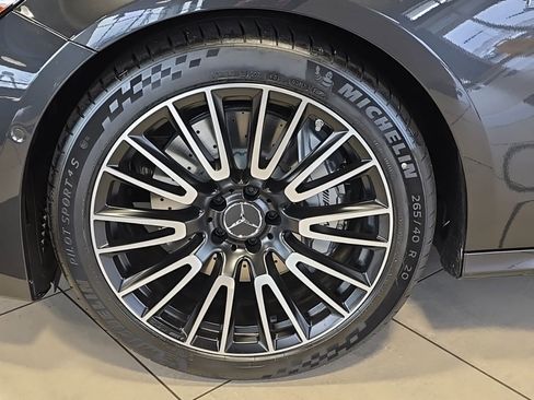 New 2026 Mercedes-Benz E 53 AMG e 4MATIC Sedan image 9