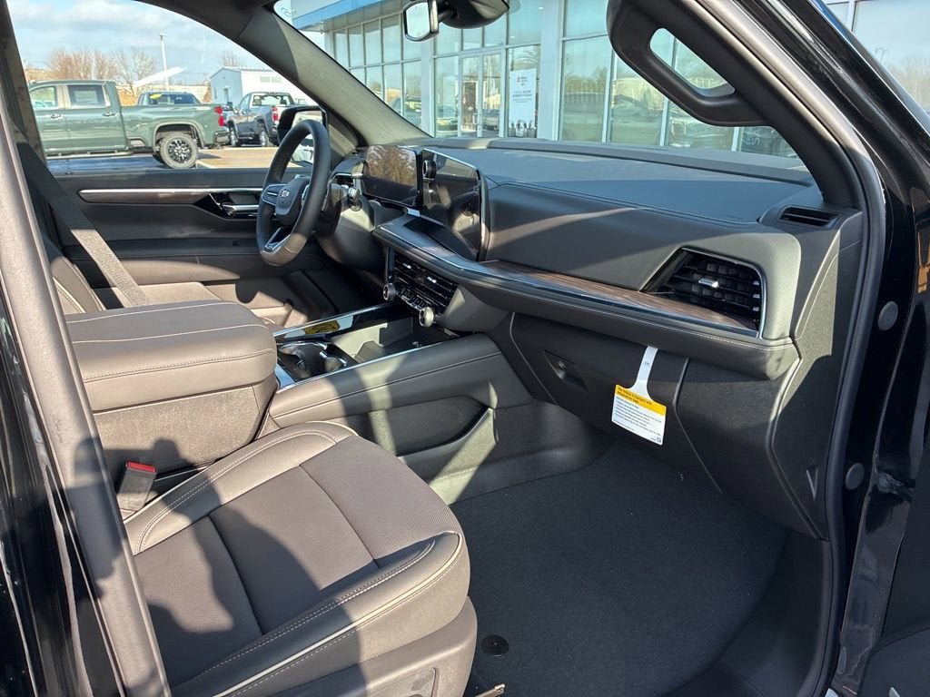 New 2026 Chevrolet Tahoe Premier w/ Sun And Tow Package AWD/4WD image 36