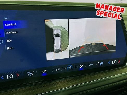Used 2025 Chevrolet Tahoe LT RWD image 17