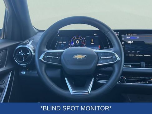 Certified 2026 Chevrolet Equinox LT w/ Safety and Technology Package FWD image 5