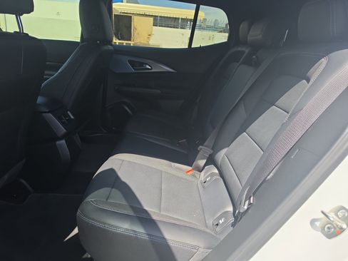 Used 2026 Chevrolet Equinox EV LT AWD/4WD image 23