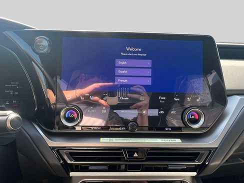 New 2026 Lexus TX 500h AWD image 28