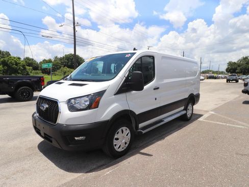 Used 2025 Ford Transit 250 Low Roof w/ Exterior Upgrade Package RWD image 5