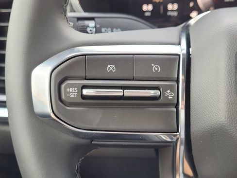 New 2026 GMC Canyon Elevation w/ Convenience Package RWD image 18