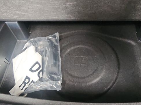 Used 2025 Chevrolet Equinox LT image 31