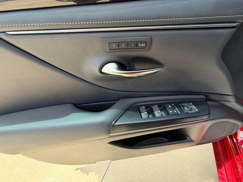 Used 2021 Lexus ES 350 w/ Premium Package FWD image 11