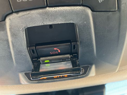 Used 2023 Toyota Corolla LE image 18