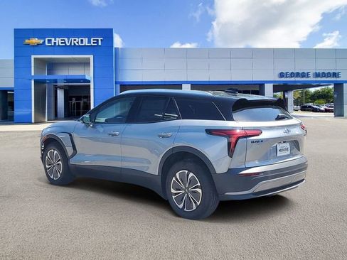 New 2025 Chevrolet Blazer EV LT image 3