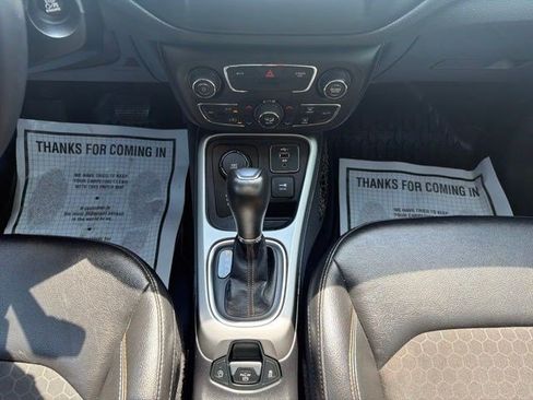 Used 2021 Jeep Compass Latitude AWD/4WD image 23