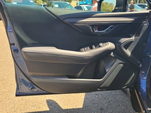 Used 2022 Subaru Outback Premium AWD/4WD image 16