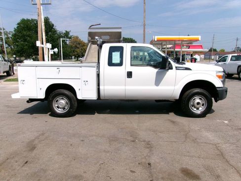 Used 2015 Ford F250 XL w/ Camper Package AWD/4WD image 1