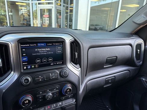 Used 2021 Chevrolet Silverado 1500 RST image 53