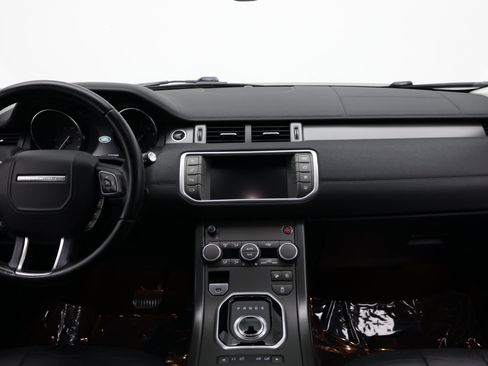 Used 2018 Land Rover Range Rover Evoque SE AWD/4WD image 29