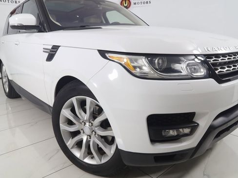 Used 2016 Land Rover Range Rover Sport SE image 17