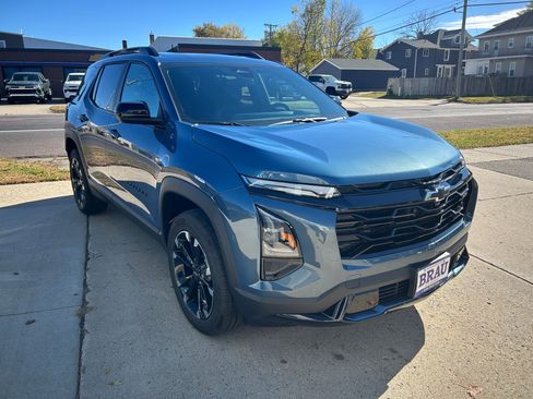 New 2026 Chevrolet Equinox RS w/ Convenience Package III image 4