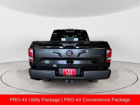 Used 2023 Nissan Titan PRO-4X w/ Pro-4x Convenience Package AWD/4WD image 5