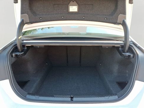 Used 2025 BMW 530i xDrive image 29