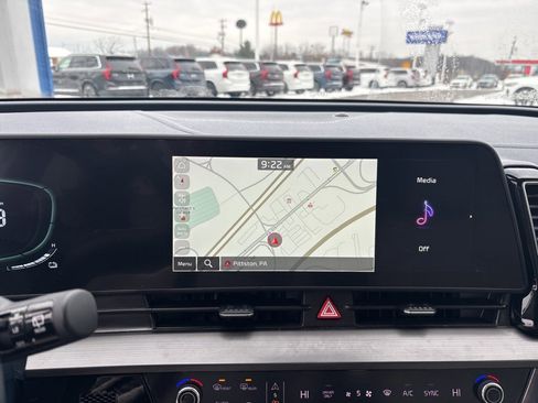 Used 2023 Kia Sportage EX image 20