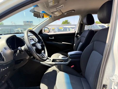 Used 2014 Kia Sportage LX AWD/4WD image 25