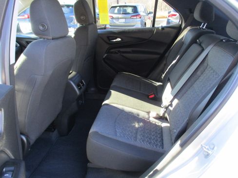 Certified 2022 Chevrolet Equinox LT image 12