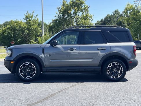Certified 2025 Ford Bronco Sport Outer Banks w/ Outer Banks Tech Package+ AWD/4WD image 24