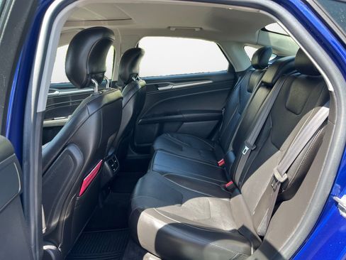 Used 2013 Ford Fusion Titanium w/ Titanium Driver Assist Pkg AWD/4WD image 15