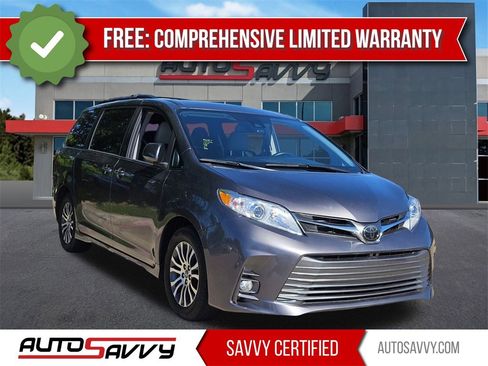 Used 2020 Toyota Sienna XLE image 1
