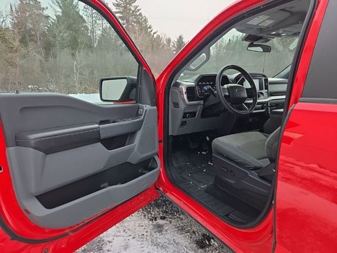 Used 2023 Ford F150 XLT AWD/4WD image 10