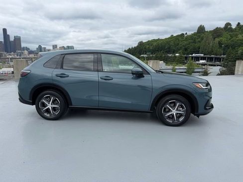 Used 2023 Honda HR-V EX-L image 3