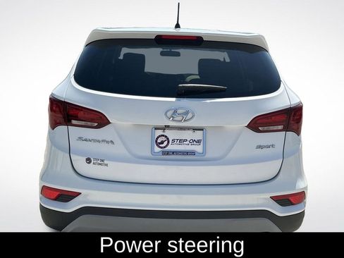 Used 2018 Hyundai Santa Fe Sport image 7