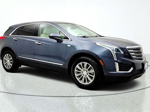 Used 2019 Cadillac XT5 Luxury FWD image 3