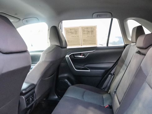 Used 2023 Toyota RAV4 XLE image 19