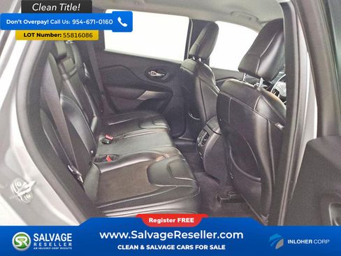 Used 2019 Jeep Cherokee Latitude Plus FWD image 15