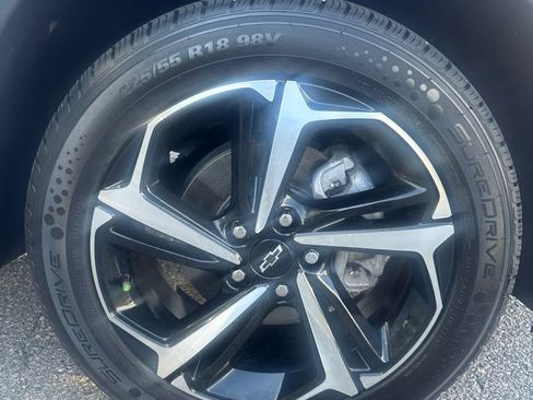 Used 2021 Chevrolet TrailBlazer RS w/ Convenience Package FWD image 33