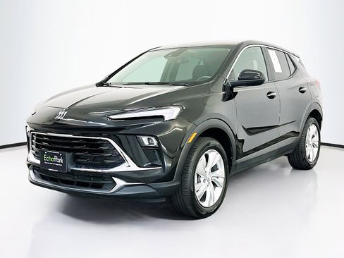 Used 2025 Buick Encore GX Preferred image 3