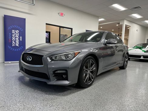 Used 2016 INFINITI Q50 Sport image 4