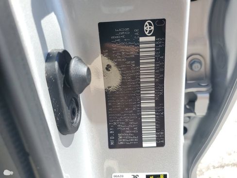 Used 2025 Toyota Corolla LE FWD image 26