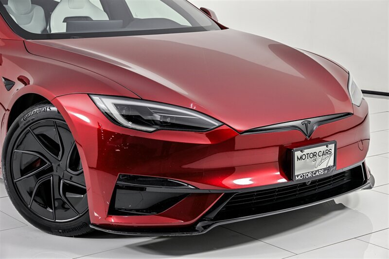 Used 2026 Tesla Model S Plaid AWD/4WD image 2