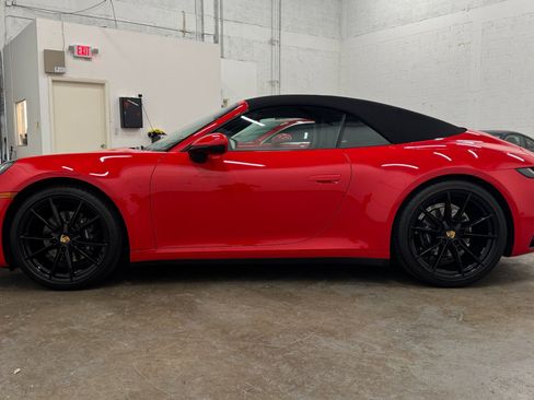 Used 2022 Porsche 911 Carrera image 36