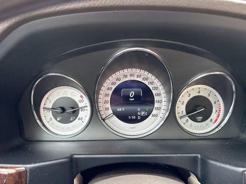 Used 2015 Mercedes-Benz GLK 350 2WD image 17