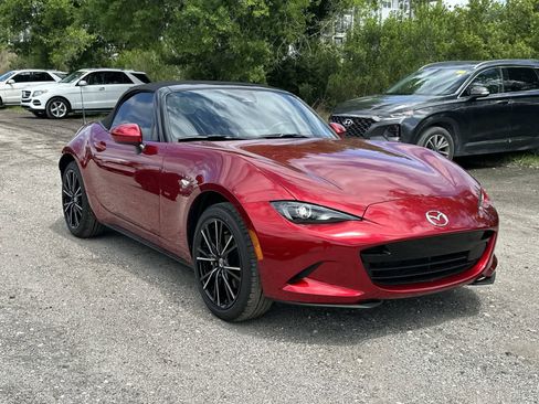 New 2026 MAZDA MX-5 Miata Grand Touring RWD image 11