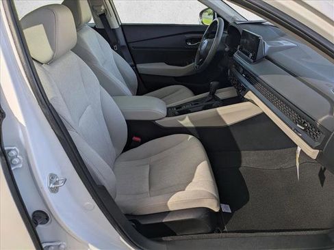 Certified 2023 Honda Accord EX image 21