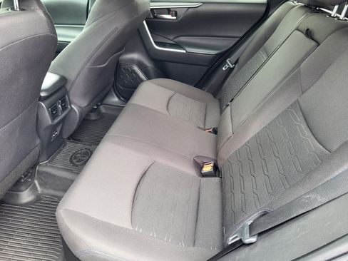Used 2022 Toyota RAV4 SE AWD/4WD image 22