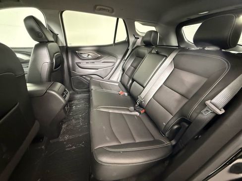 Used 2024 GMC Terrain SLT w/ Elevation Edition image 12