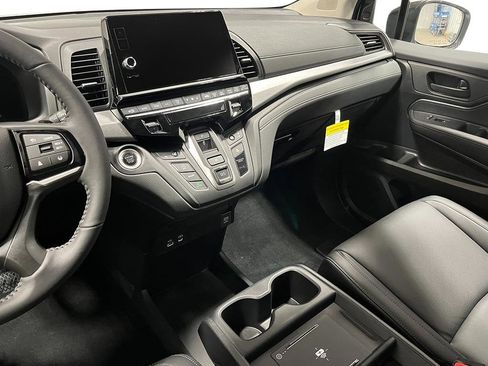 New 2026 Honda Odyssey EX-L image 17