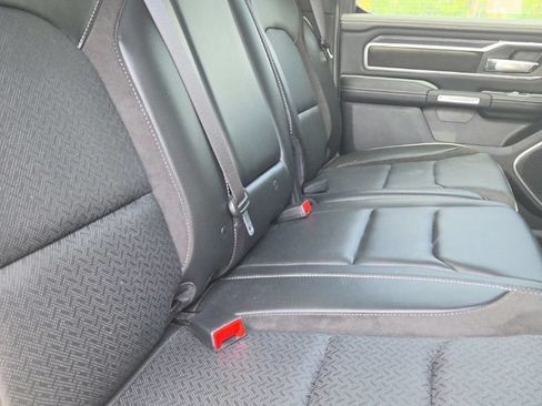 Used 2023 RAM 1500 Laramie AWD/4WD image 5