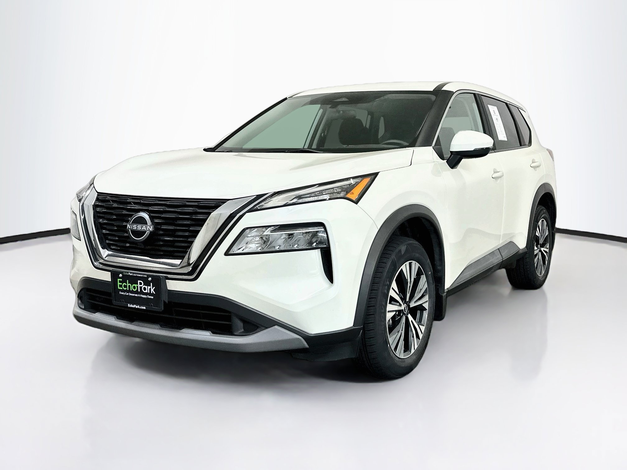 Used 2023 Nissan Rogue SV AWD/4WD image 3