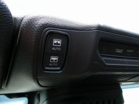 Used 2024 Jeep Wrangler Unlimited Rubicon w/ XTREMEE 35" Tire Package image 26