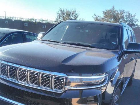 Used 2024 Jeep Grand Wagoneer L 4WD image 1