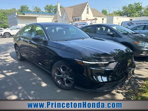 Used 2023 Honda Accord EX image 1